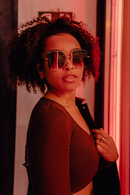 Lunettes de soleil Veronica – Protection UV intégrale, style carré raffiné